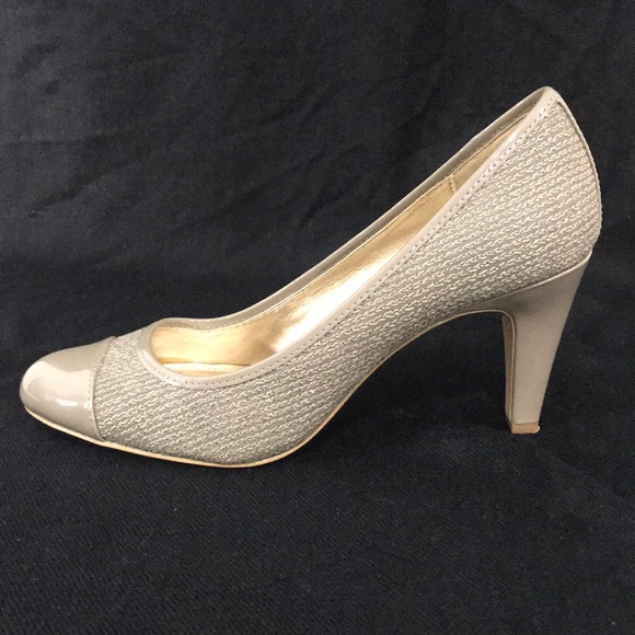 Joan & David Shoes - Joan & David Luxe Hestley Pumps